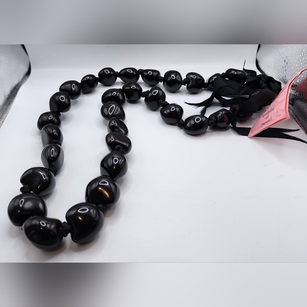 Kukui Nut Lei Necklace Black 30" NWT New